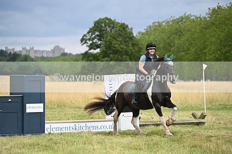 WJ6_2877 - Time at Jump 11:06 to 11:40