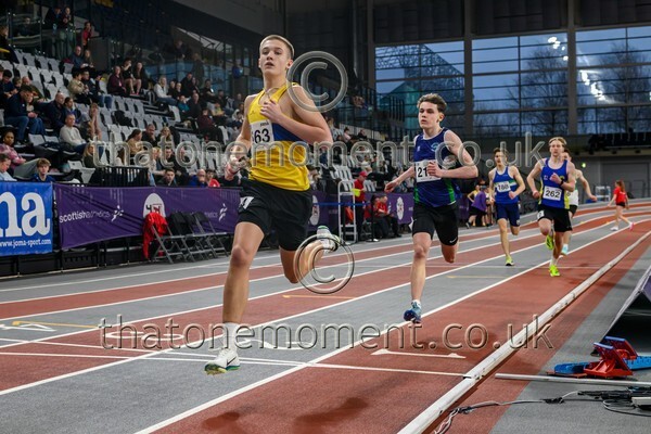 SenInd26-810390 - Track Male Set Two