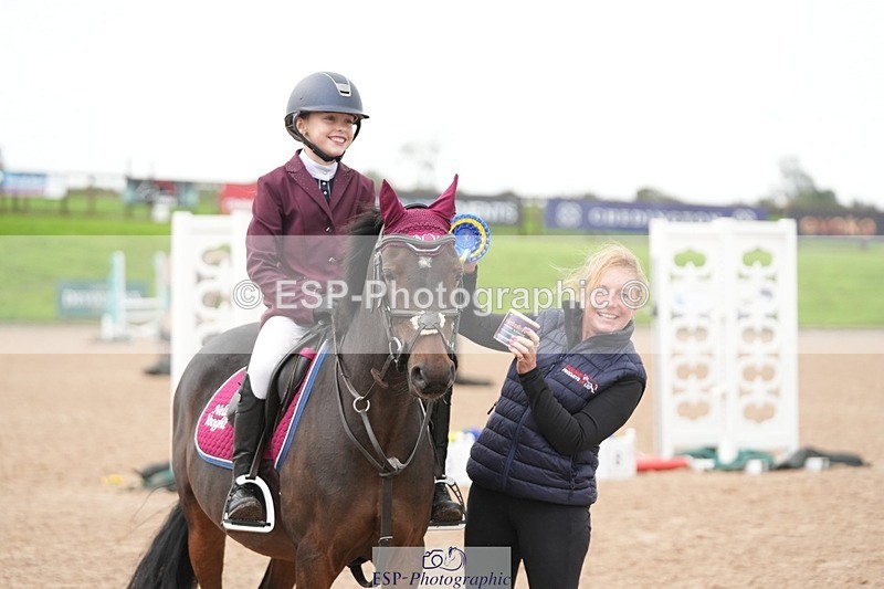 250920-160351-01555 - Cls 21 Pony Intro 80cm Derby