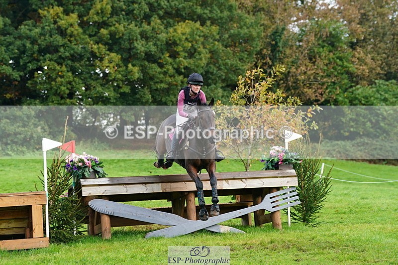 251025A-105112-17184 - D-363-Florrie.Ball