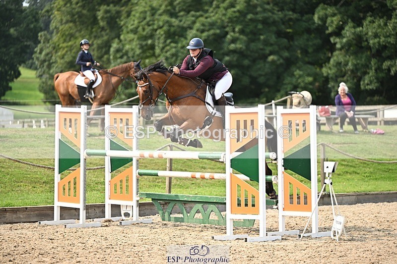 240818-152358-05190 - Cls 12A Snr Foxhunter & 1.20m Open