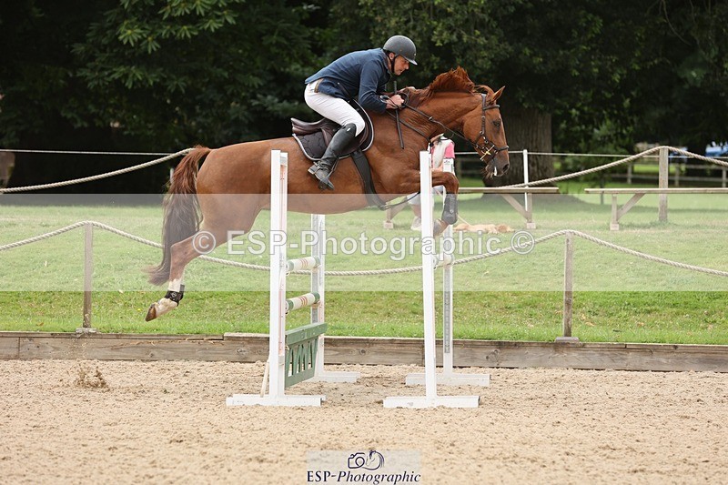 240817-141037-01749 - 05A Snr Newc