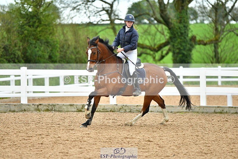 230507A-124024-07817 - Cls 42 95cm Amateur Quali