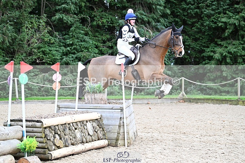 241117-135651-04356 - Cls 3 90-95cm 13.00 to 14.00