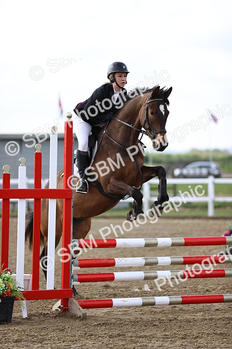 SBM_001710 - Class 8 - Clear Round