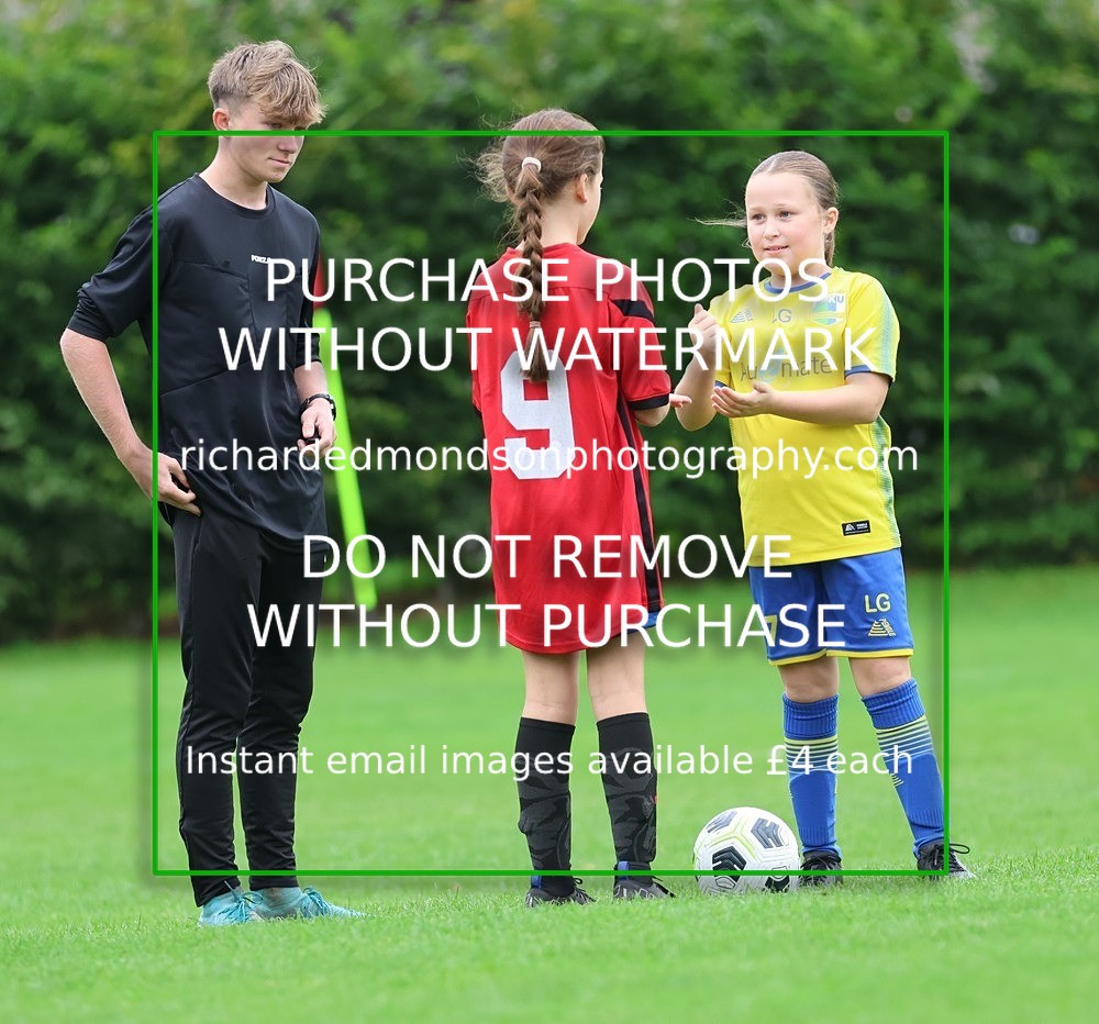 IMG5 - Kendal United Girls Under 10 vs Halton Lionesses Under 10 (14/9/25)