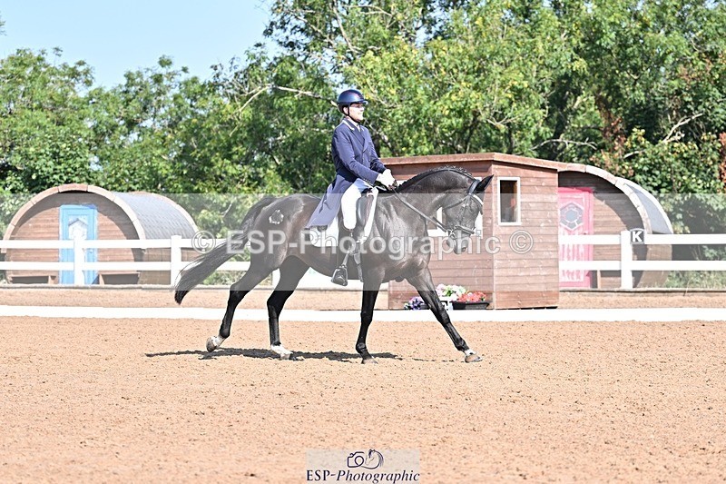 250816-101800-02399 - 046-Martyn.HumphreyIsabeau.May