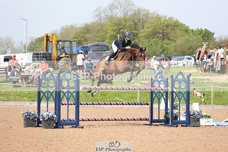 240511A-145240-14455 - Cls 36 National 1.30m Open