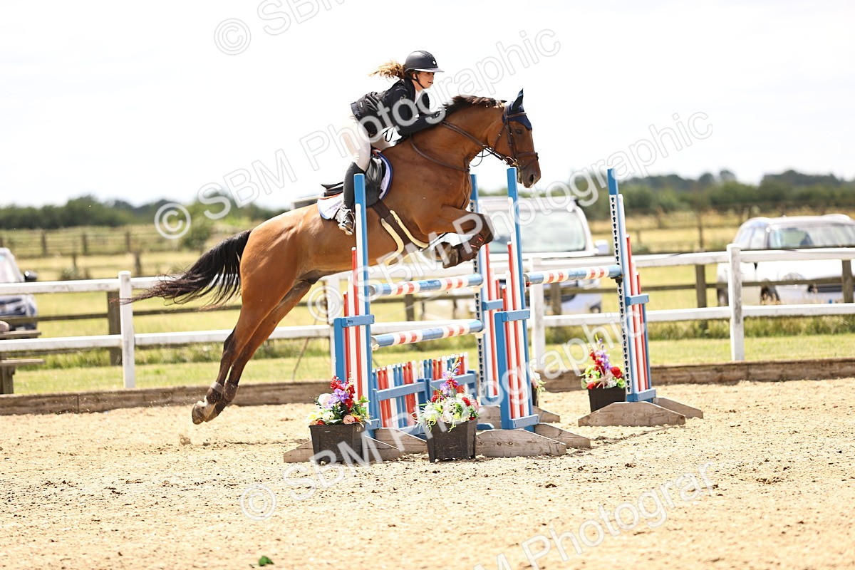 SBM_003764 - Class 22 - Senior Foxhunter 1.20m