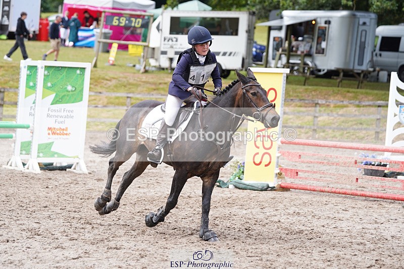 240824X-123146-24124 - 80cm Round 1 12.00 to 13.00