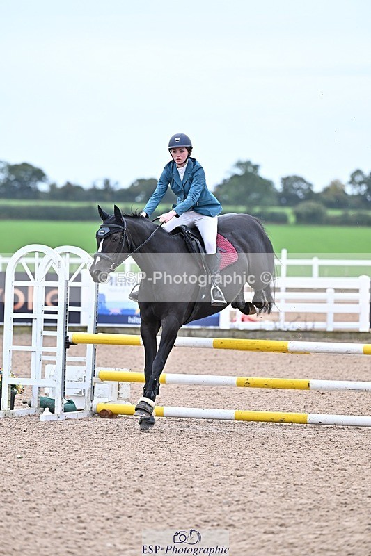 250914-094229-08237 - Cls 32 Snr British Novice and 90cm Open