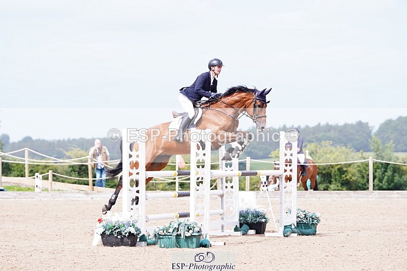 240803A-105914-07328 - Cls 29 Snr Foxhunter