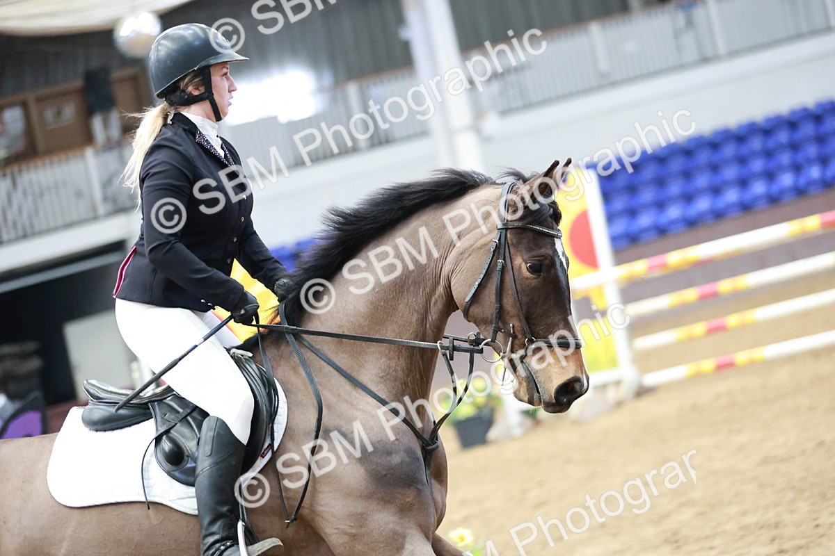 SBM_000755 - Class 4 - Senior Newcomers - 1.10m