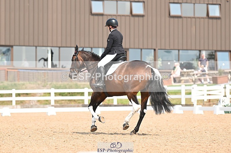 250816-132757-04840 - 083-Emily.JarvisCriafol.Two.Tone.Tequila