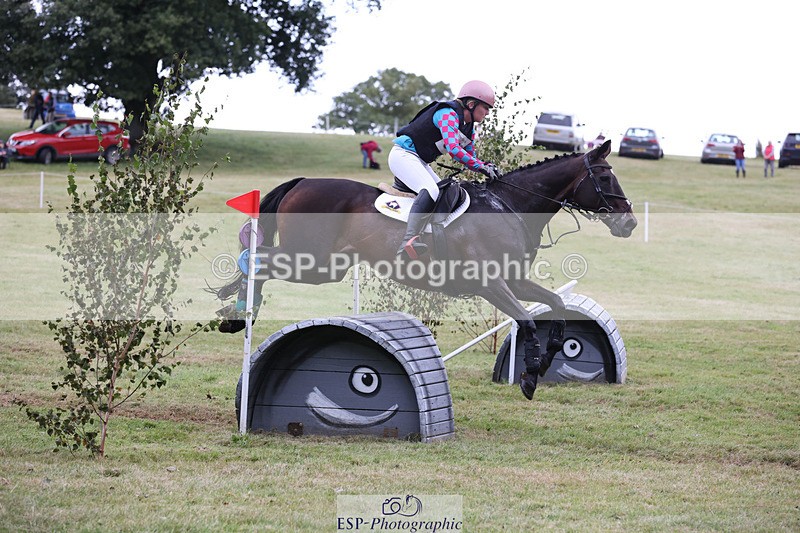 240825X-172926-37935 - 80cm XC 16.30 to 17.30