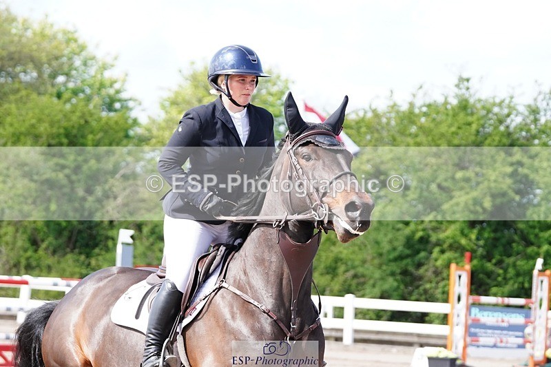 250427-111908-16178 - Cls 4 - 2 Star Small Tour