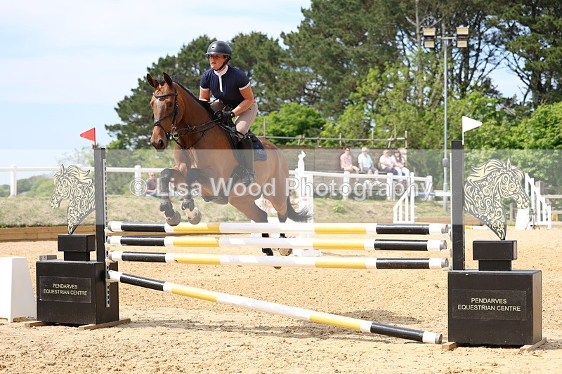 3E7A7134 - Class 7: Senior Newcomers/1.10m open