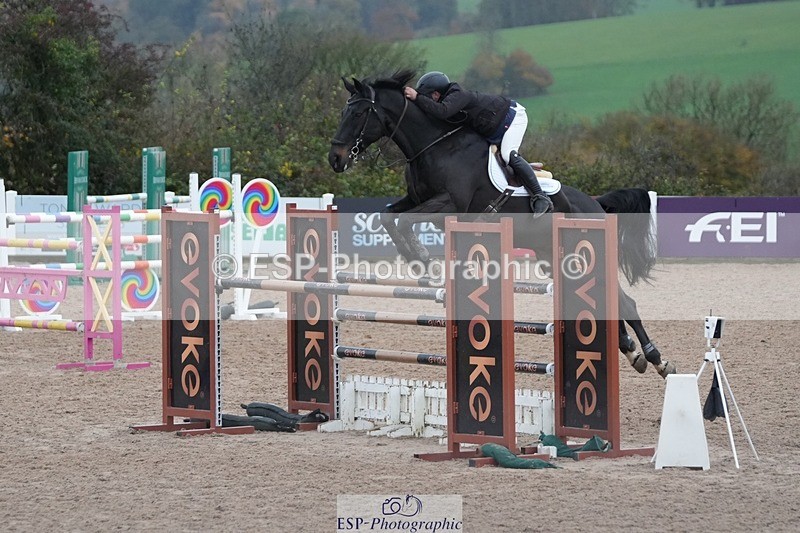 251107-150156-01480 - Cls 7 Blue Chip Grade B&C Qualifier