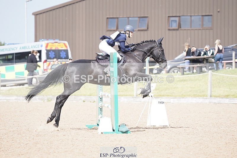 240831A-122804-01541 - 068-Izzy.Faithfull-SALLY.DOONAVEERAGH
