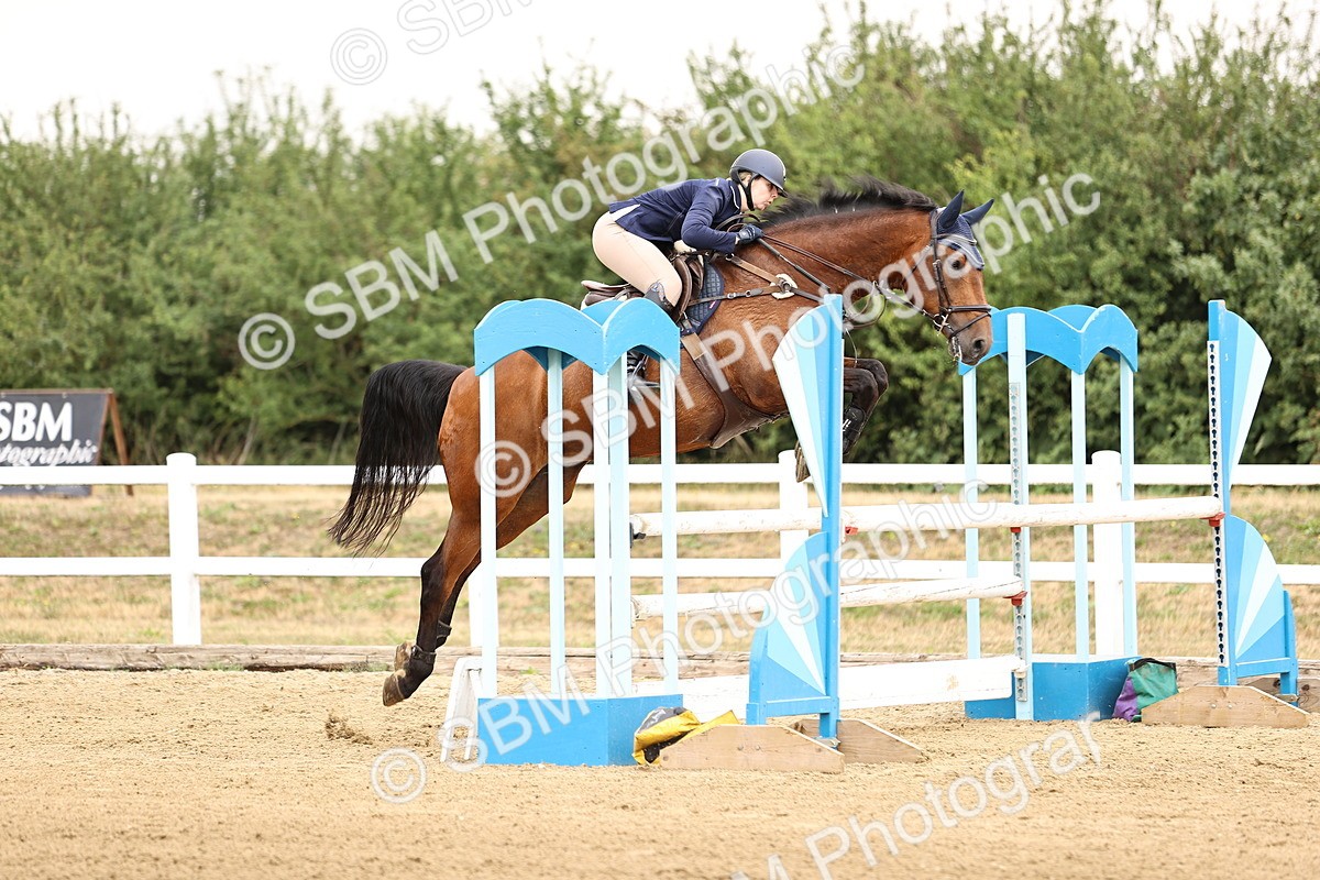 SBM_026353 - Class 12 - Amateur Championship Qualifier 1.05m
