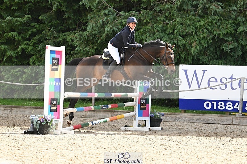 240704-103650-00685 - Cls 6 British Novice and 90cm Open
