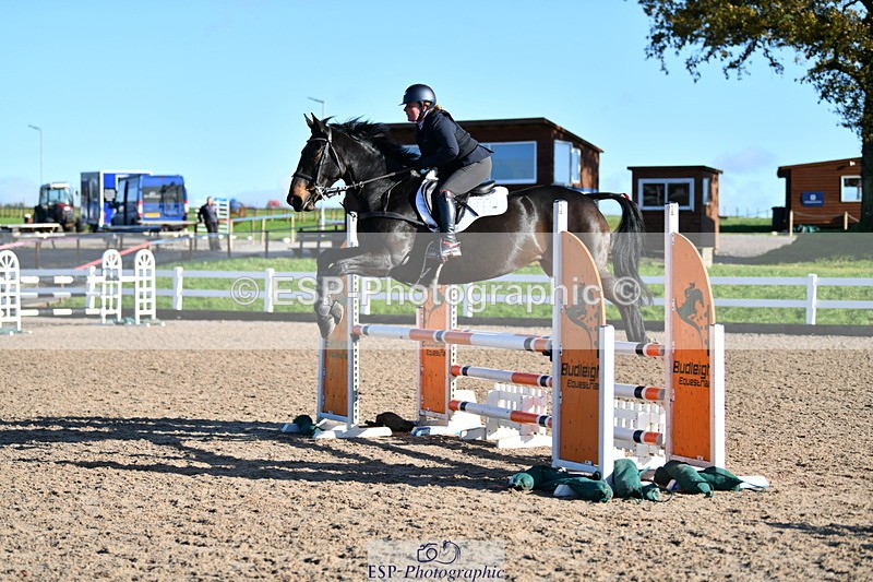 231110A-125136-00456 - Cls 4 Snr 1.05m Open