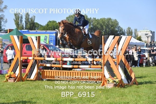 BPP_6915 - CLASS 1 Senior Newcomers/ 1.10m Open