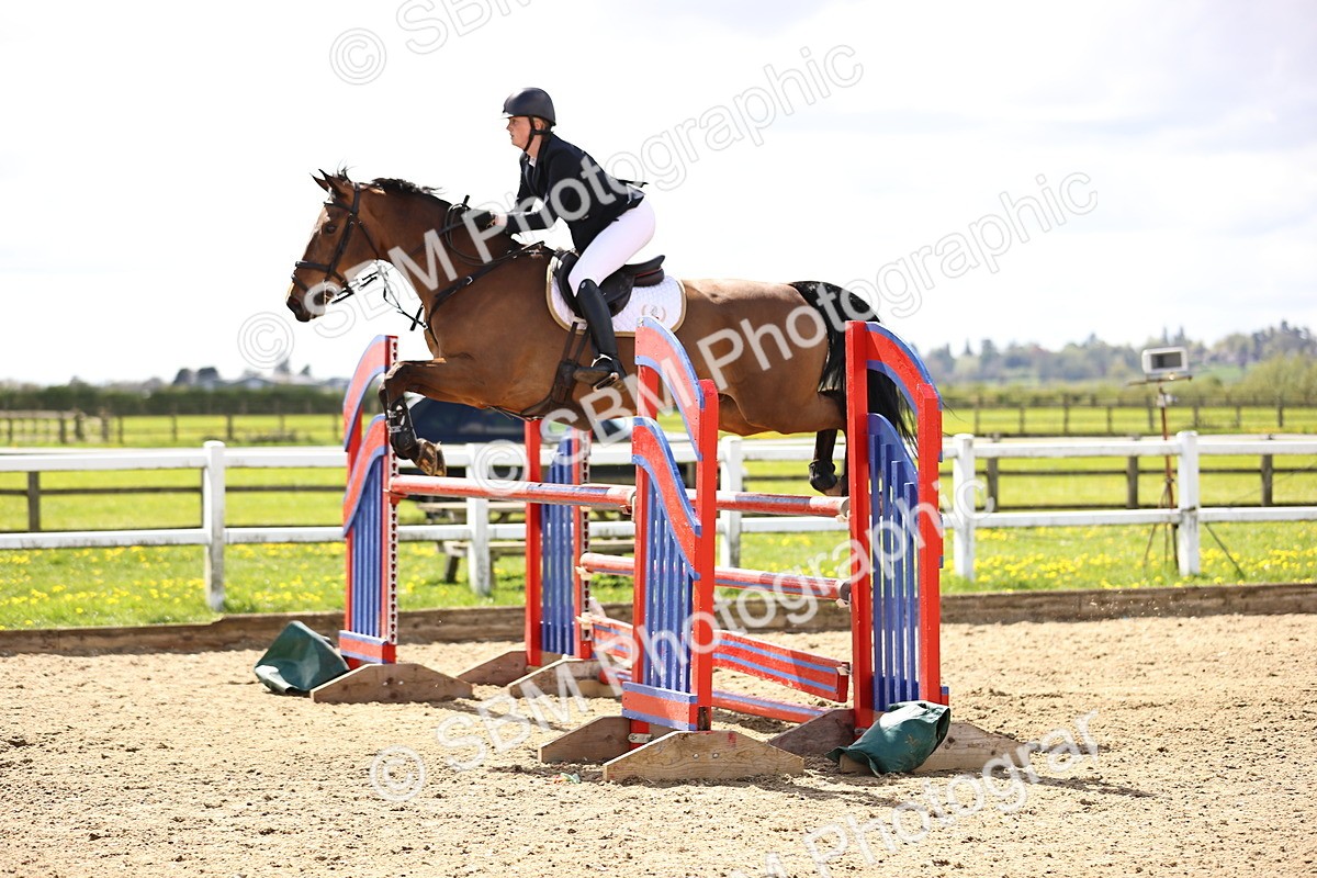SBM_004191 - Class 17 - Senior Newcomers - 1.10m