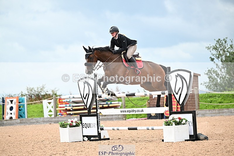 240726A-131955-01387 - Cls 3 Snr Foxhunter