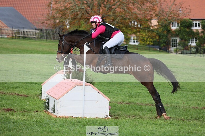 231021-134641-17173 - 439-SNOW.STOPPIN.HIM-Abby.James-SC+XC