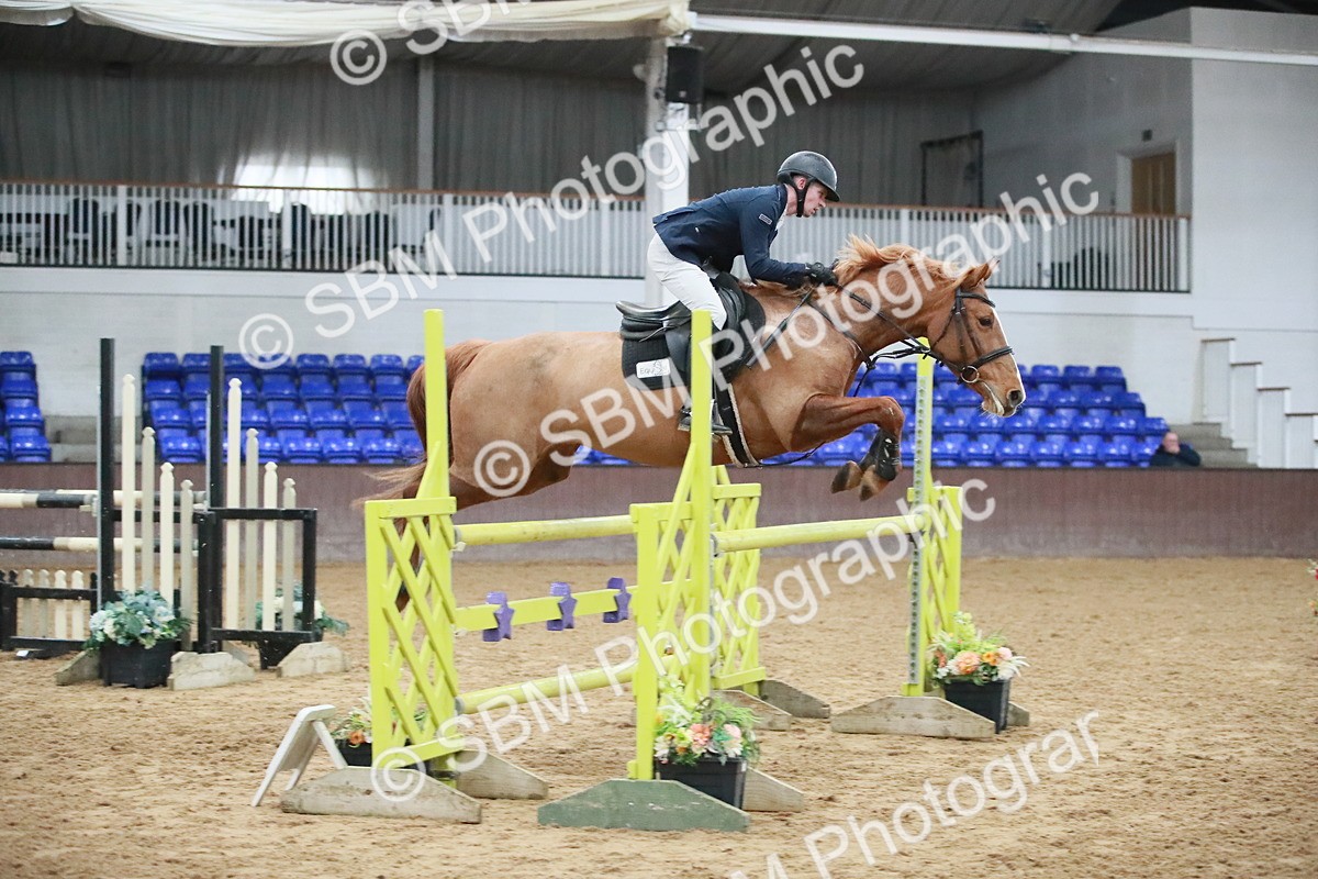 SBM_001132 - Class 4 - Senior Newcomers - 1.10m Open