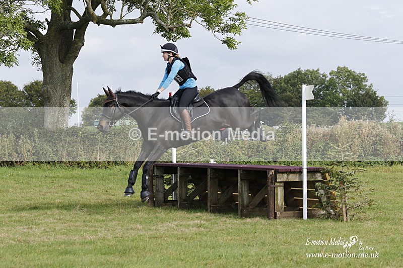  WWHT 171021 2916 - Intermediate (0.90m)  17/10/21