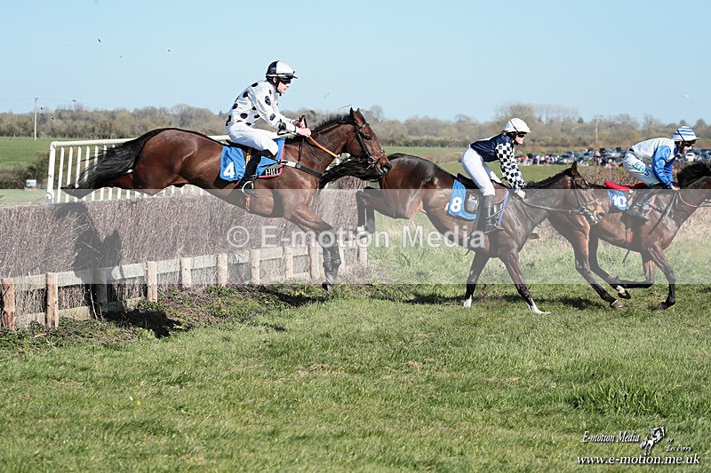 PtP 210326 427 - VWH Cirencester Races 21/03/26