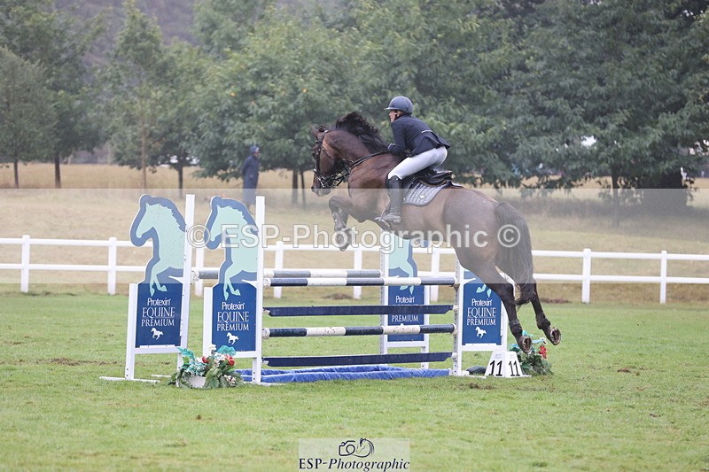 250830A-144556-07105 - Cls 16 Snr Newcomers and 1.10m Open