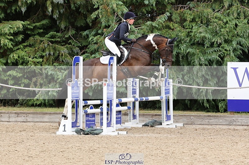 250803A-153823-15852 - Q-758-Caroline.Hutchens-CLOGORROWS.SOCKY