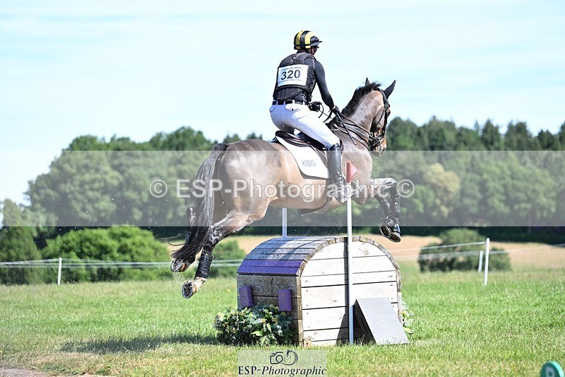 260530A-104811-13209 - C-320-Tom.Rowland