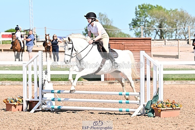 250513-160251-00133 - Clr Rnd & 60cm