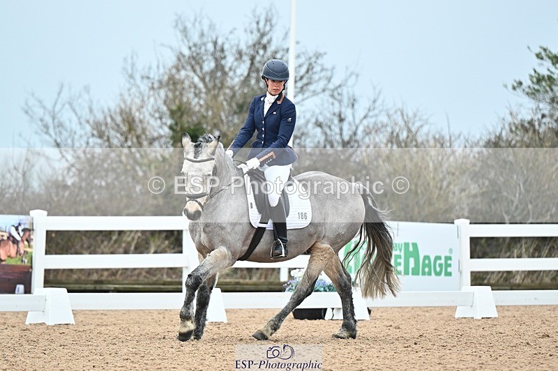 250214-103122-00812 - 186-Elizabeth.Allen-Tully.Mist