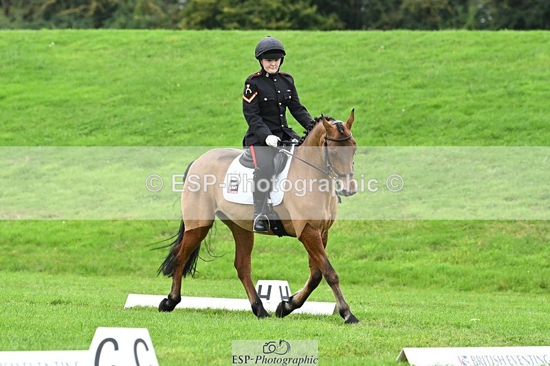 241024-123254-03428 - 516-L.Bdr.Ellie.Mitchell-MICRON.JOY