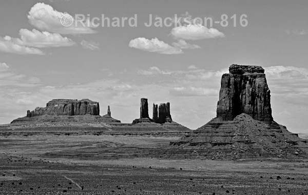Monuments in B&W - Monument Valley