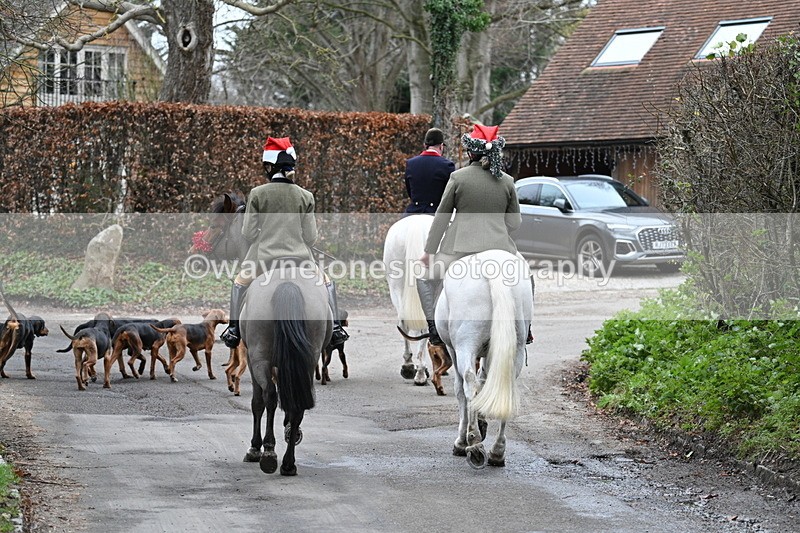 WJ7_1075 - Pub Corner