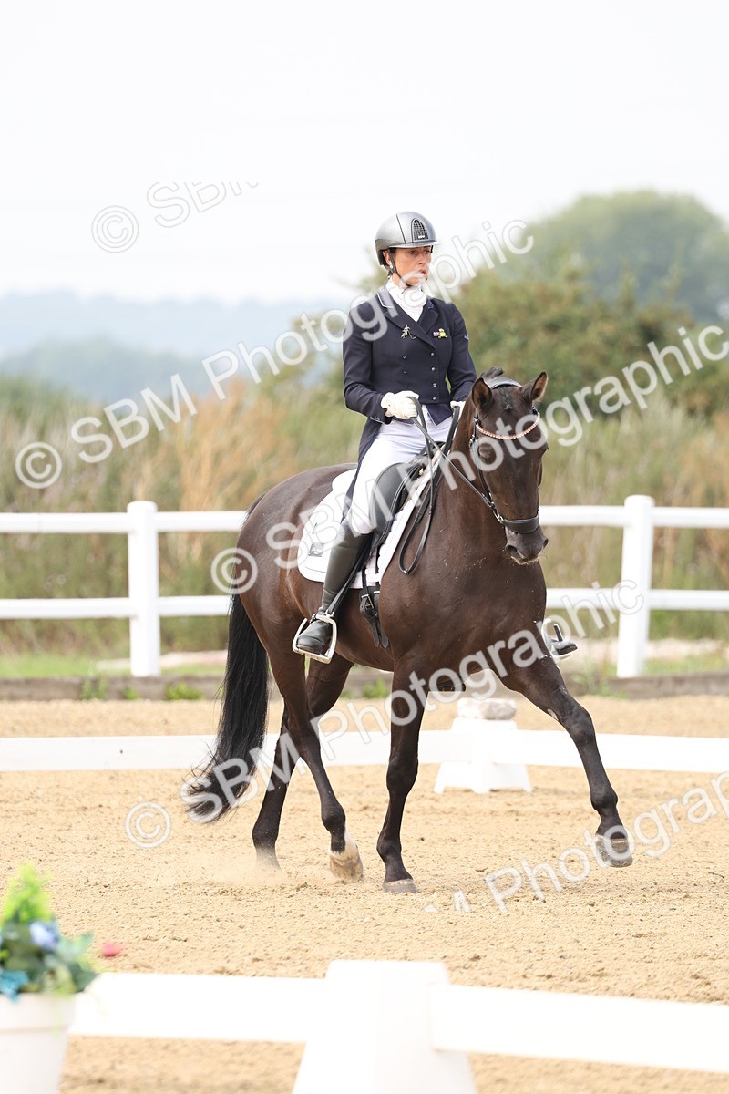 SBM_007553 - Class 9 - FEI INT I - 14.57-15.45