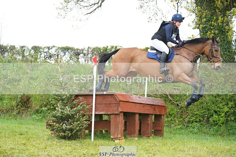 250418-100242-00909 - 029-Harriet.Birkby-CBH.CLOVER.LINING