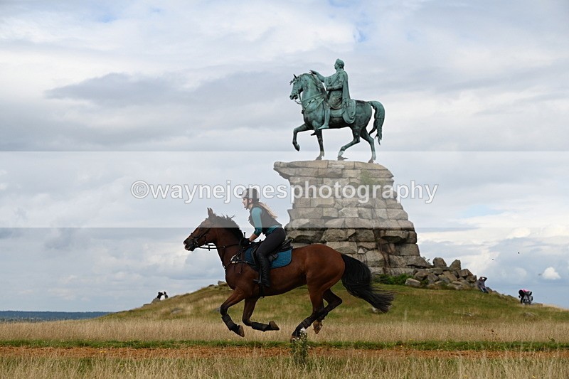 DSC_7705 - Time at Statue 13:16 to 13:52