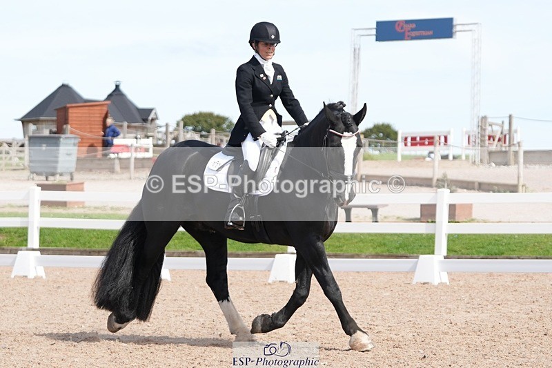 250906-140220-03852 - 021-Francesca.TurnerAlbie