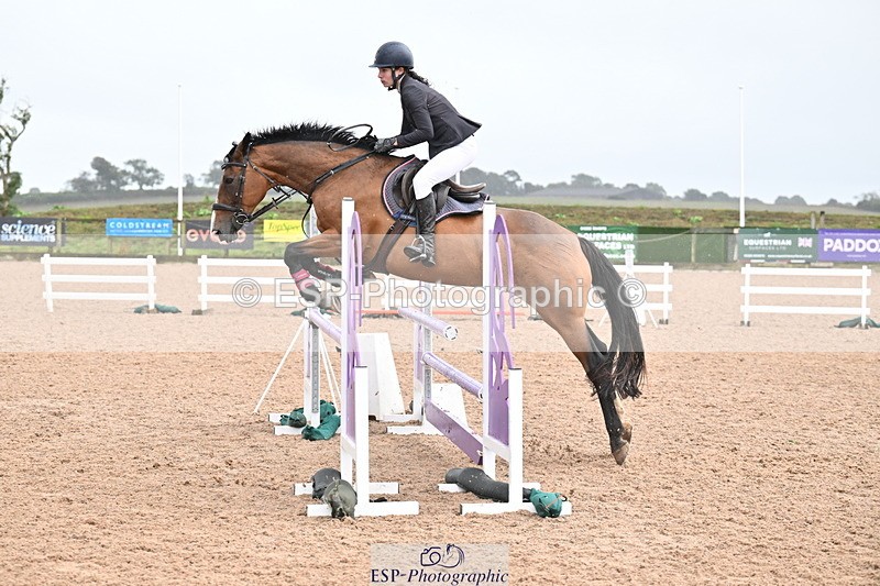 250827B-104909-00156 - Clear Round & Cls 1 Brit Nov 90cm