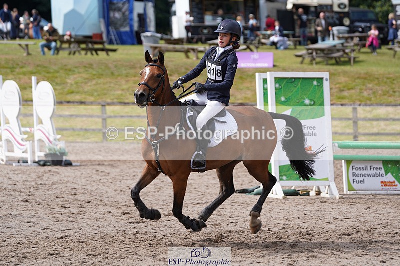 240824X-123938-24202 - 80cm Round 1 12.00 to 13.00