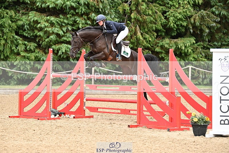 250706A-154125-20734 - Cls 50 Snr Foxhunter