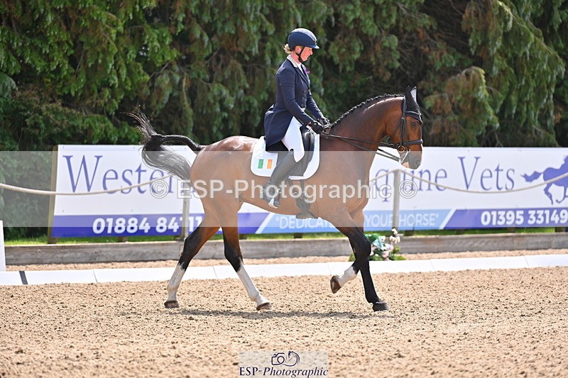 250523A-121012-06476 - D-475-Georgie.Goss-SLIGO.JUST.TOUCH