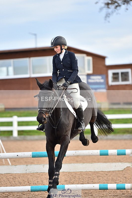 231122A-100916-00018 - Cls 1 British Novice & 90cm Open